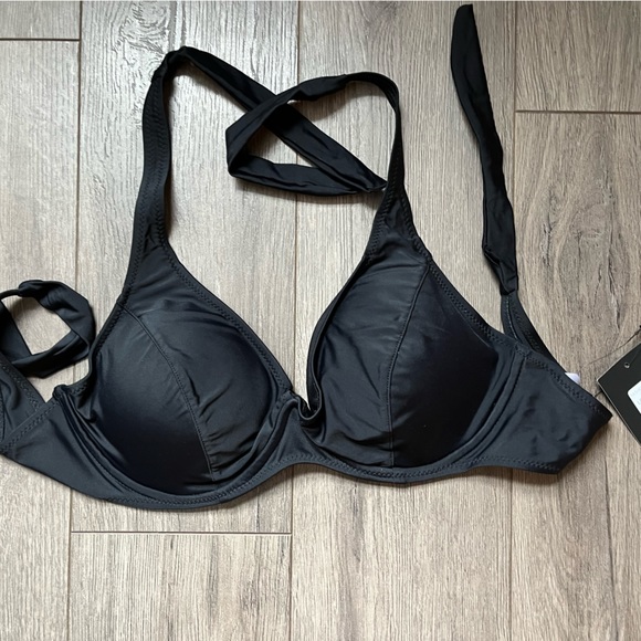 Fashion Nova - Black Bikini Top - Size 1x - Picture 2 of 5